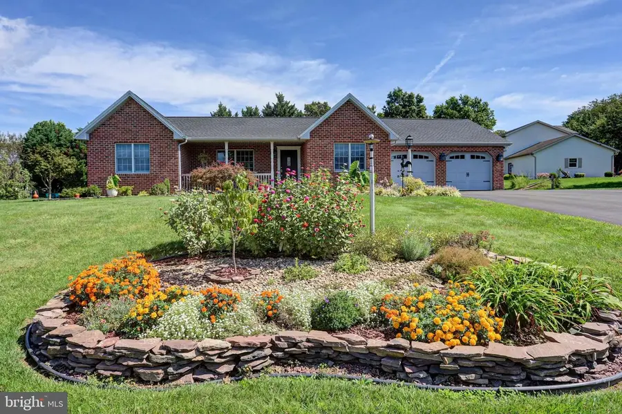 313 Bradley Ln, Shippensburg, PA 17257 - #2