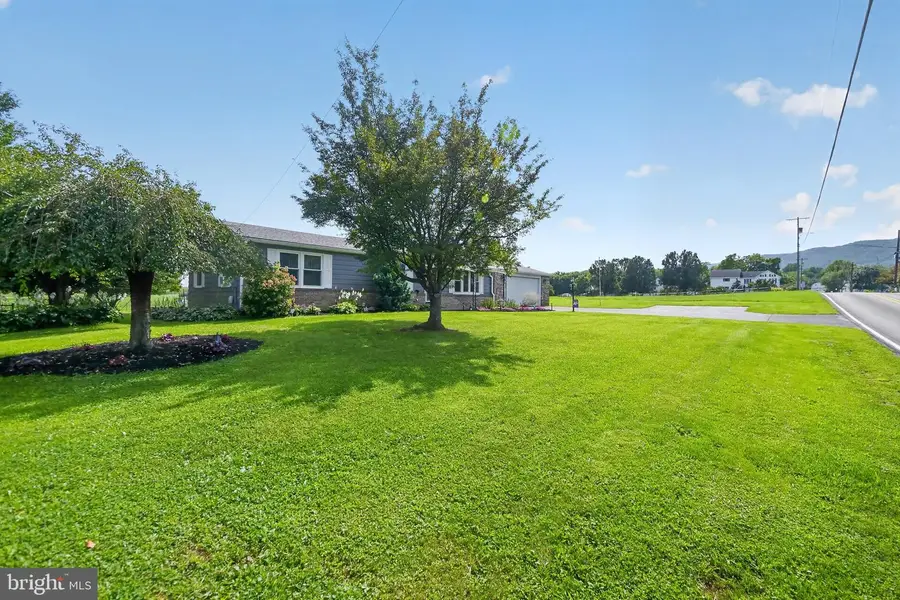 2578 Apple Way, Chambersburg, PA 17202 - #2