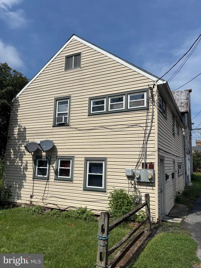 275 S Harrison Ave, Chambersburg, PA 17201 - #1