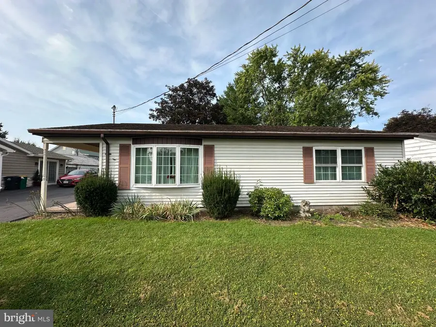 336 Horst Ave, Chambersburg, PA 17201 - #3