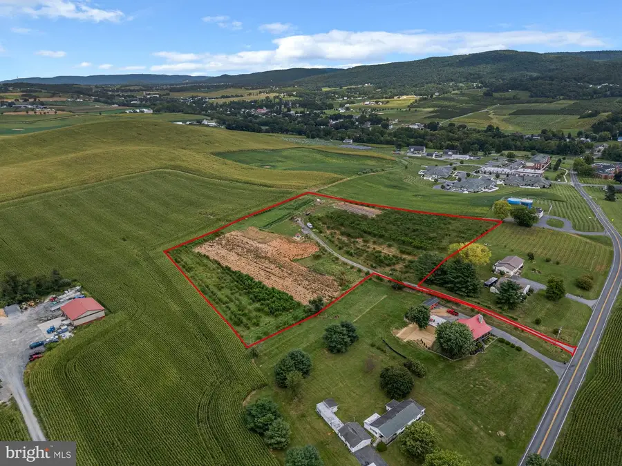 6401 Orphanage Rd, Waynesboro, PA 17268 - #3