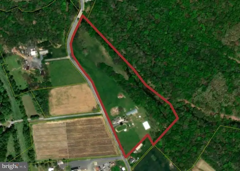 570 Woodstock Rd, Fayetteville, PA 17222 - #3