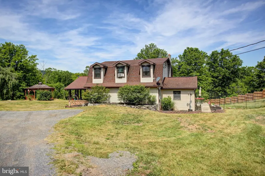 11489 Fort Loudon Rd, Mercersburg, PA 17236 - #2