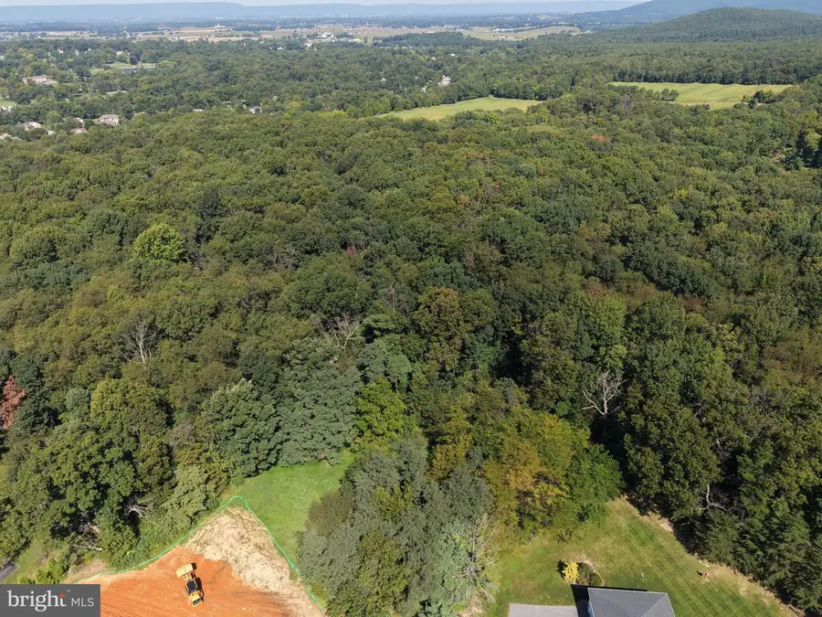 .9+/- Acres Killarney Dr, Fayetteville, PA 17222 - #3