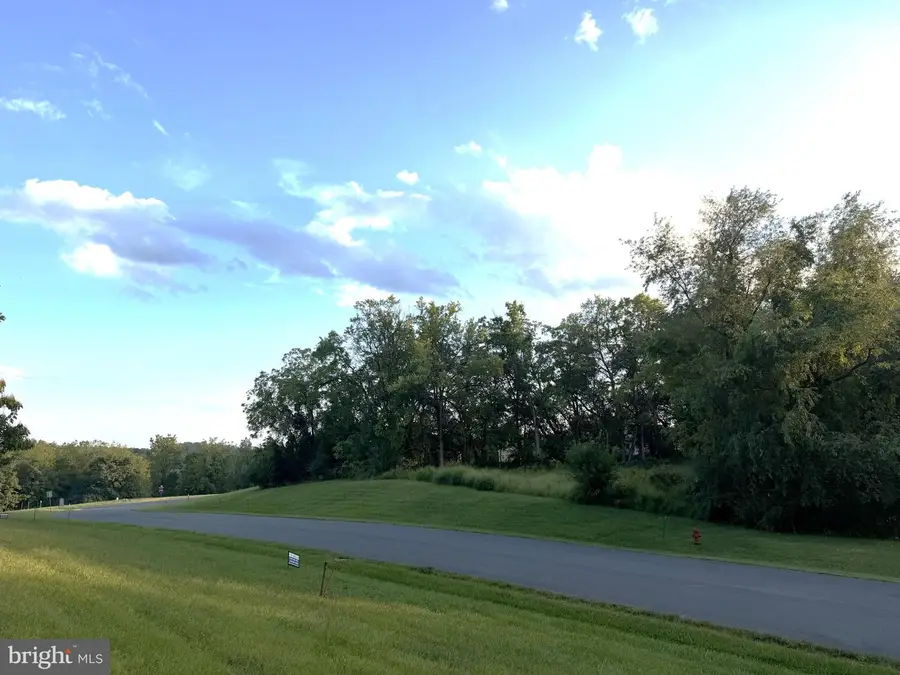 1459 Homespun Dr, Chambersburg, PA 17202 - #2