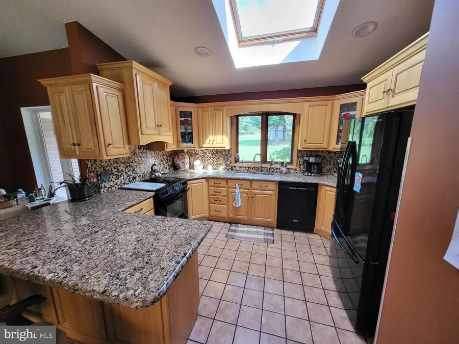 1570 Marilyn Ct, Chambersburg, PA 17202 - #3