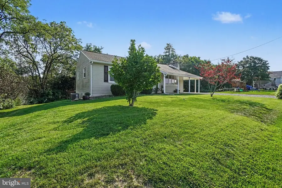 2806 Keefer Rd, Chambersburg, PA 17201 - #3