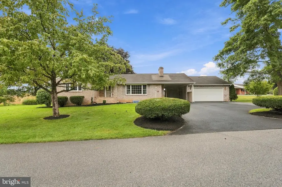 30 Birchway Dr, Chambersburg, PA 17202 - #3