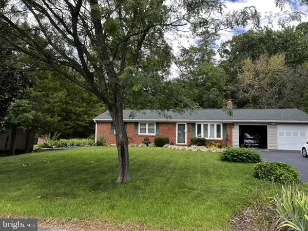 13860 Edgewood Dr, WAYNESBORO, PA 17268