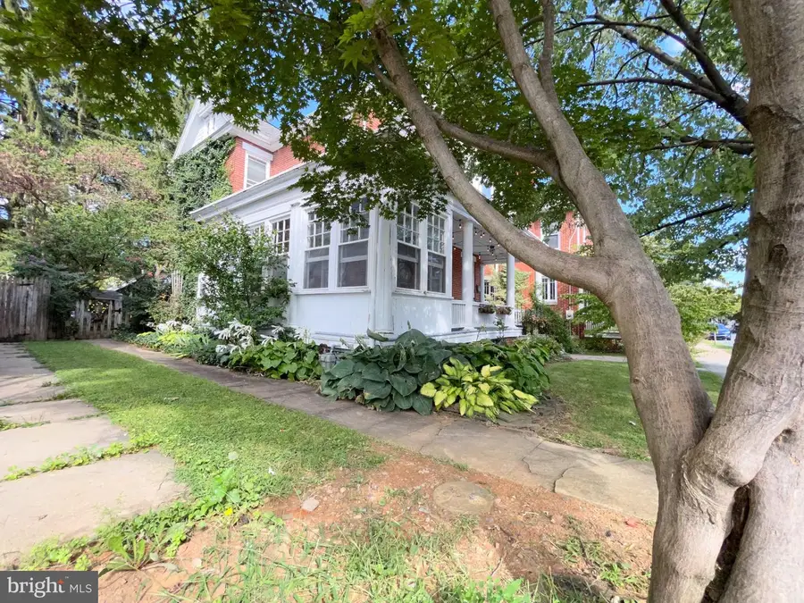 557 Nelson St, Chambersburg, PA 17201 - #3