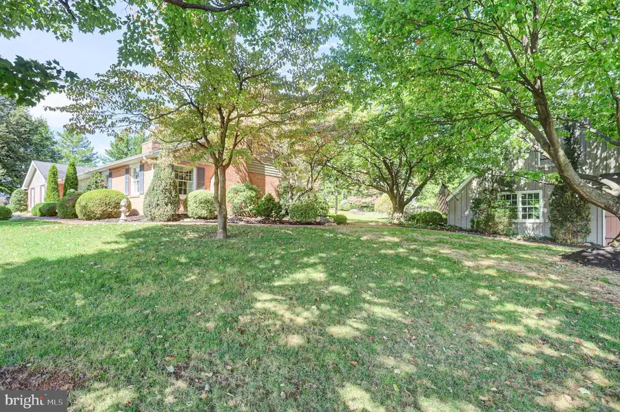 5793 Oakwood Dr, Mercersburg, PA 17236 - #3