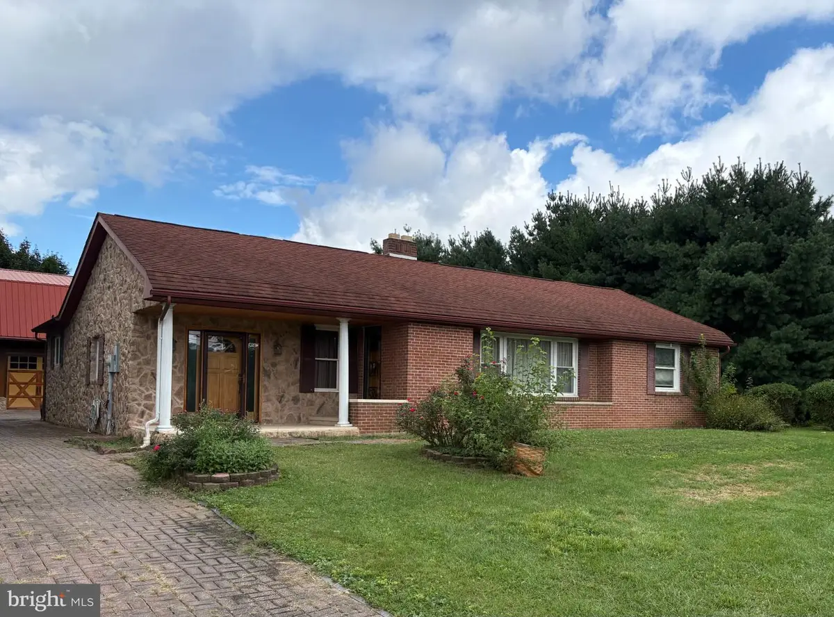 13409 Old Mill Rd, Waynesboro, PA 17268 - #1