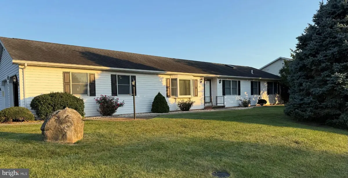 13128 Lenape Ln, Waynesboro, PA 17268 - #1