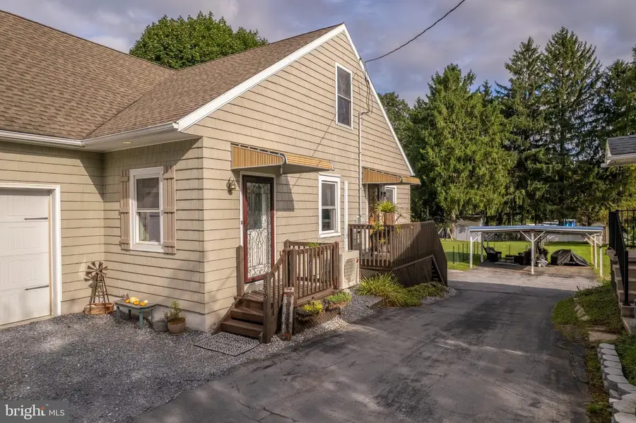 469 Roxbury Rd, Shippensburg, PA 17257 - #2