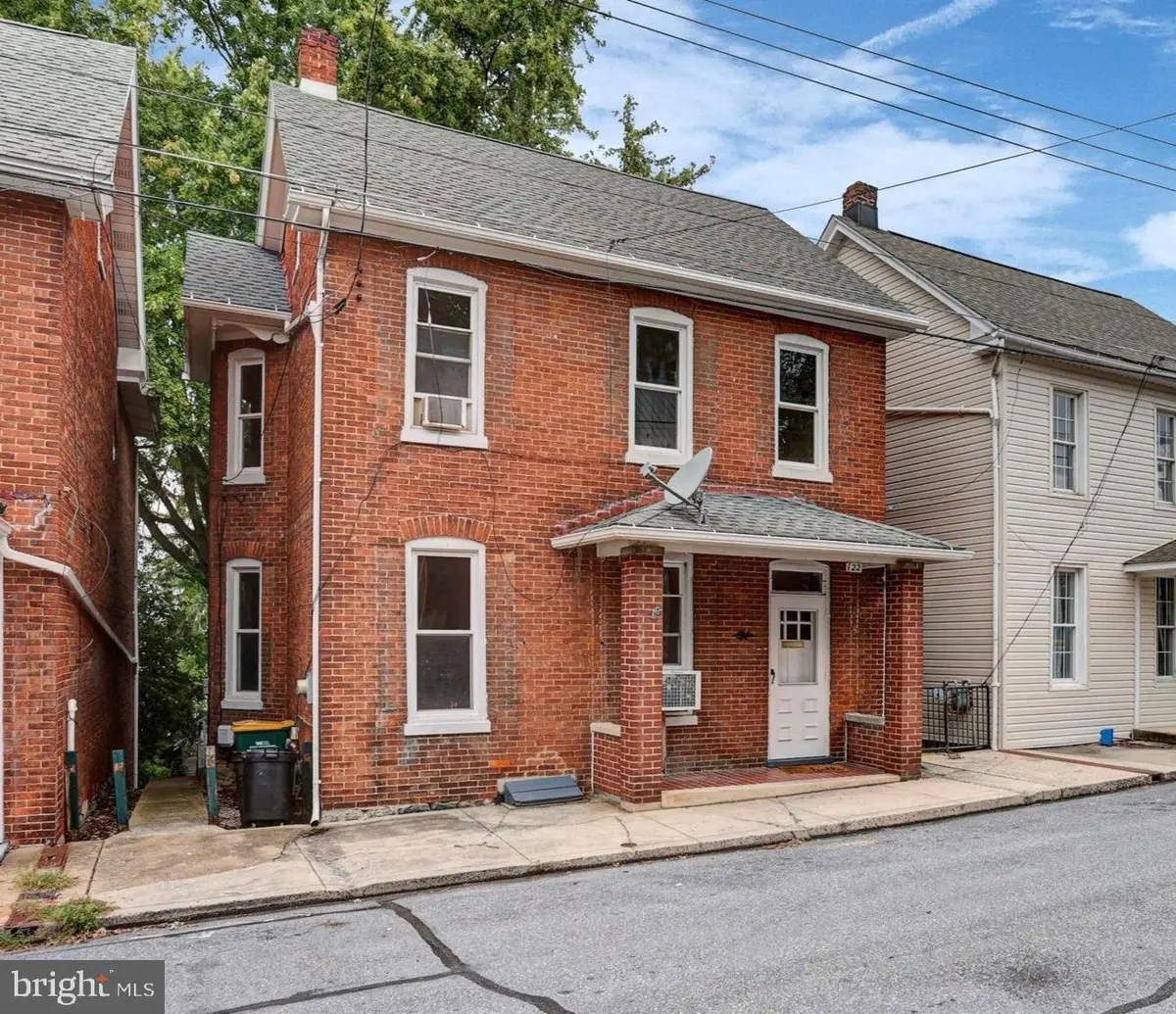 122 Harrison Ave, Waynesboro, PA 17268 - #1