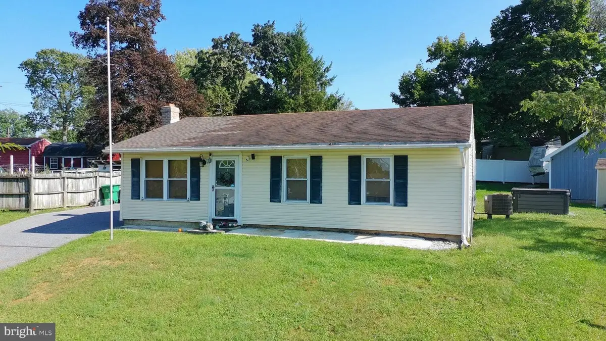 392 Westview Rd, Fayetteville, PA 17222 - #1