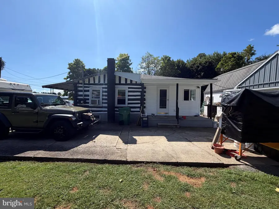 4093 Sycamore Grove Rd, Chambersburg, PA 17202 - #3