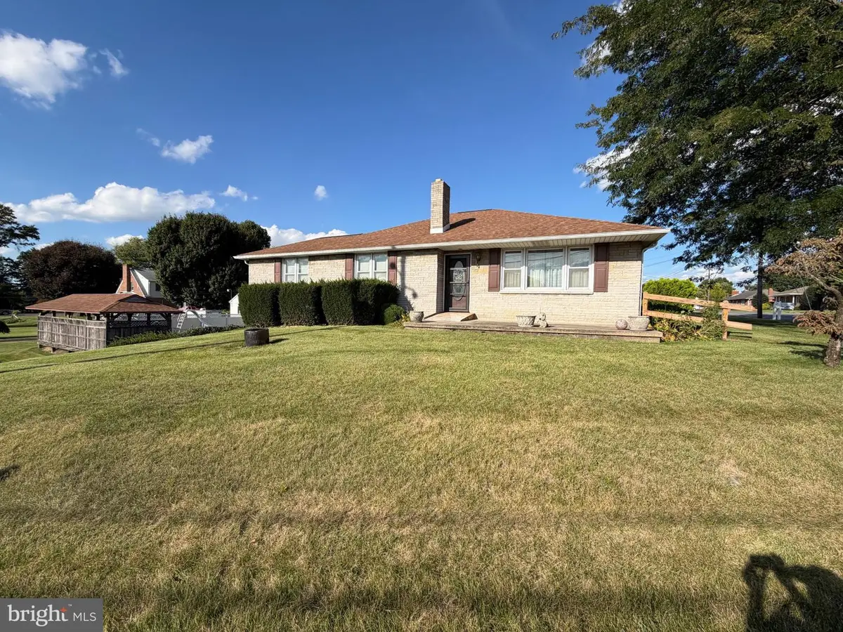 29 Mount Rock Rd, Shippensburg, PA 17257 - #1