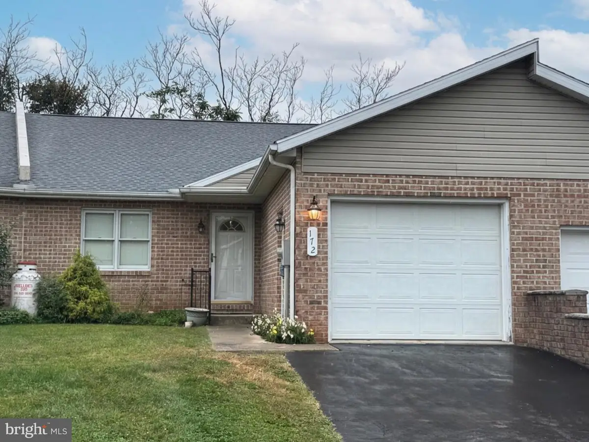172 Antietam Dr, Waynesboro, PA 17268 - #1