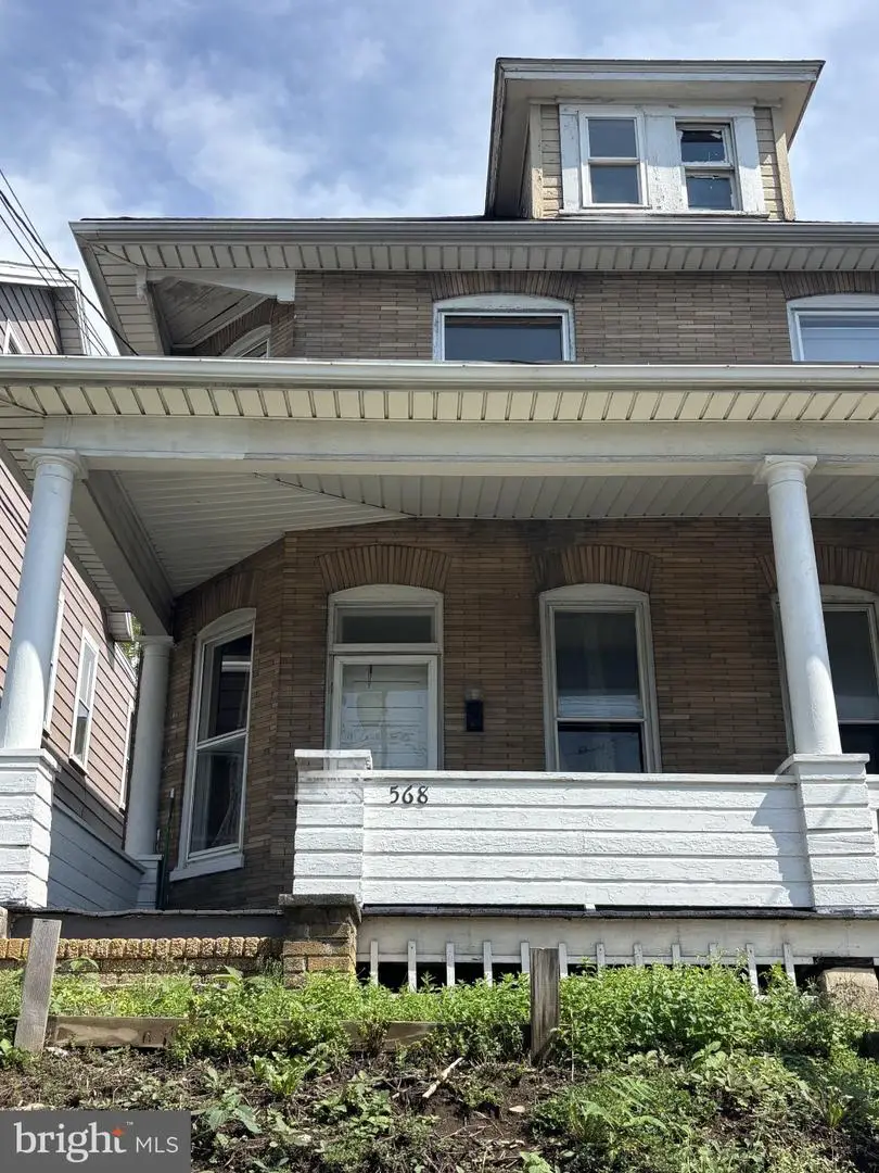 568 & 570 S Second St, Chambersburg, PA 17201 - #2