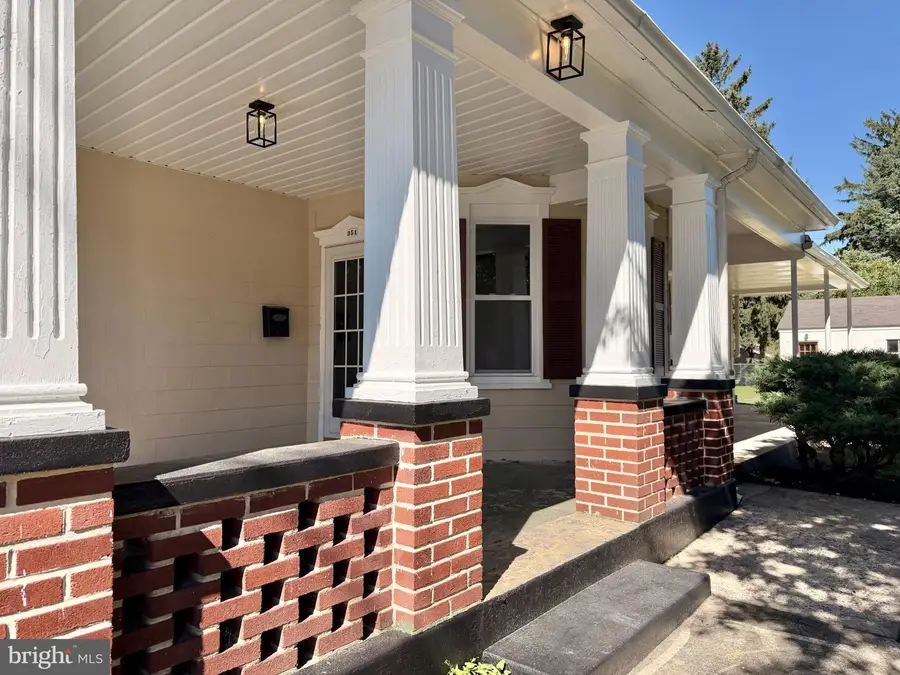 351 E Catherine St, Chambersburg, PA 17201 - #3