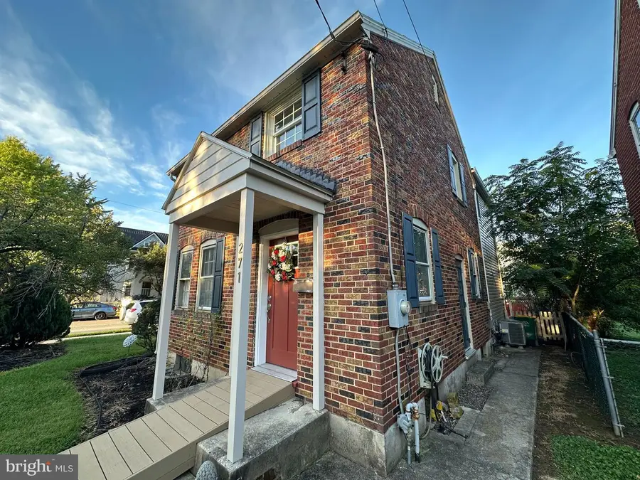 271 S Sixth St, Chambersburg, PA 17201 - #3