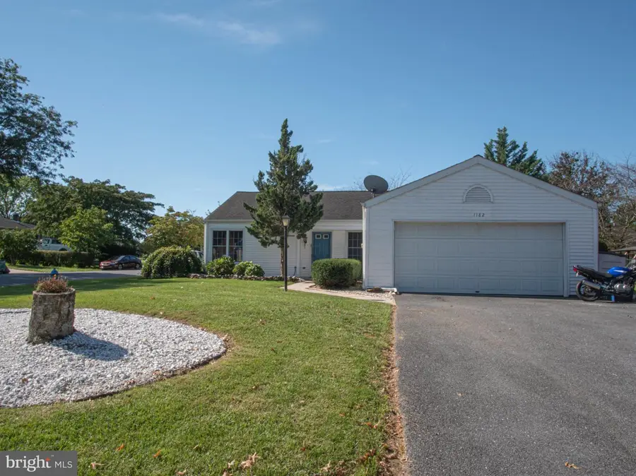 1182 Stanley Ave, Chambersburg, PA 17201 - #2