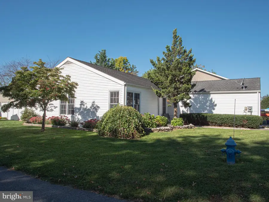 1182 Stanley Ave, Chambersburg, PA 17201 - #3