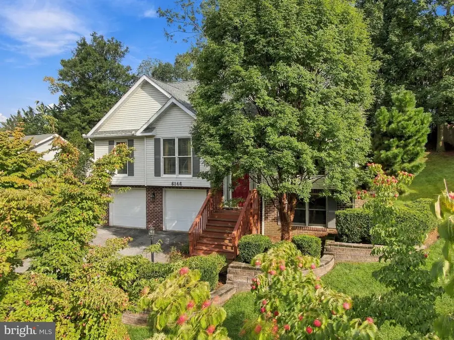 6146 Greenbriar Dr, Fayetteville, PA 17222 - #3
