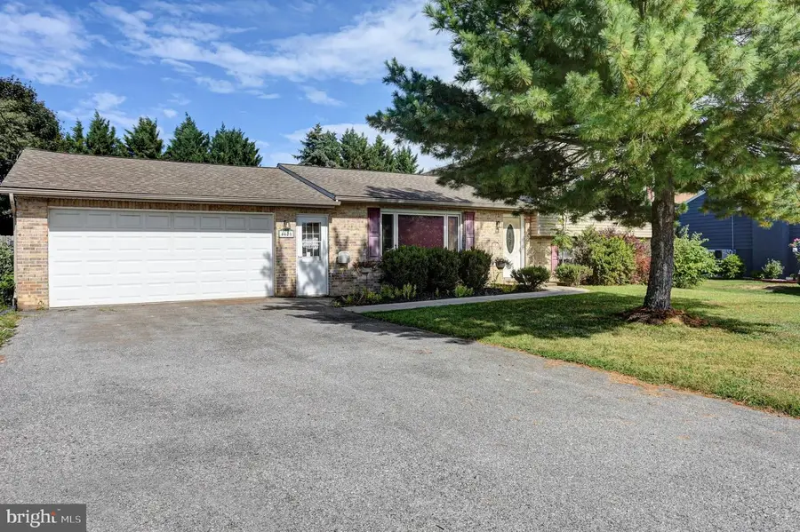 4125 Ricklyn Dr, Chambersburg, PA 17202 - #3
