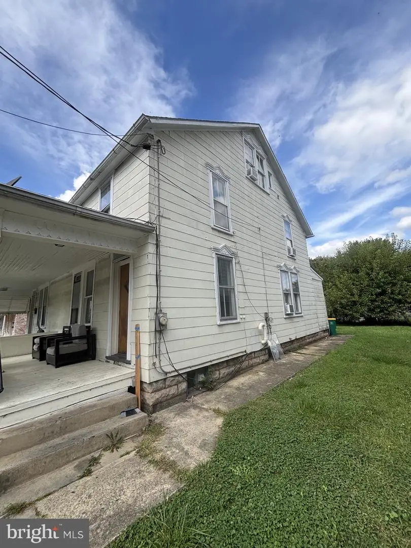 375 & 377 E King St, Chambersburg, PA 17201 - #2