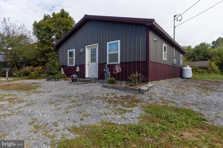 11251 Forge Hill Rd, Orrstown, PA 17244 - #3