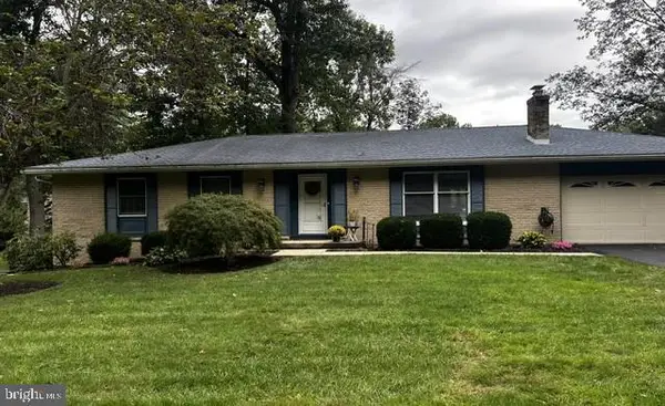 6505 Fairway Dr W, FAYETTEVILLE, PA 17222