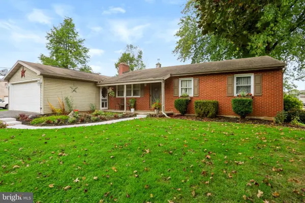 1605 Fairview Ave, CHAMBERSBURG, PA 17202