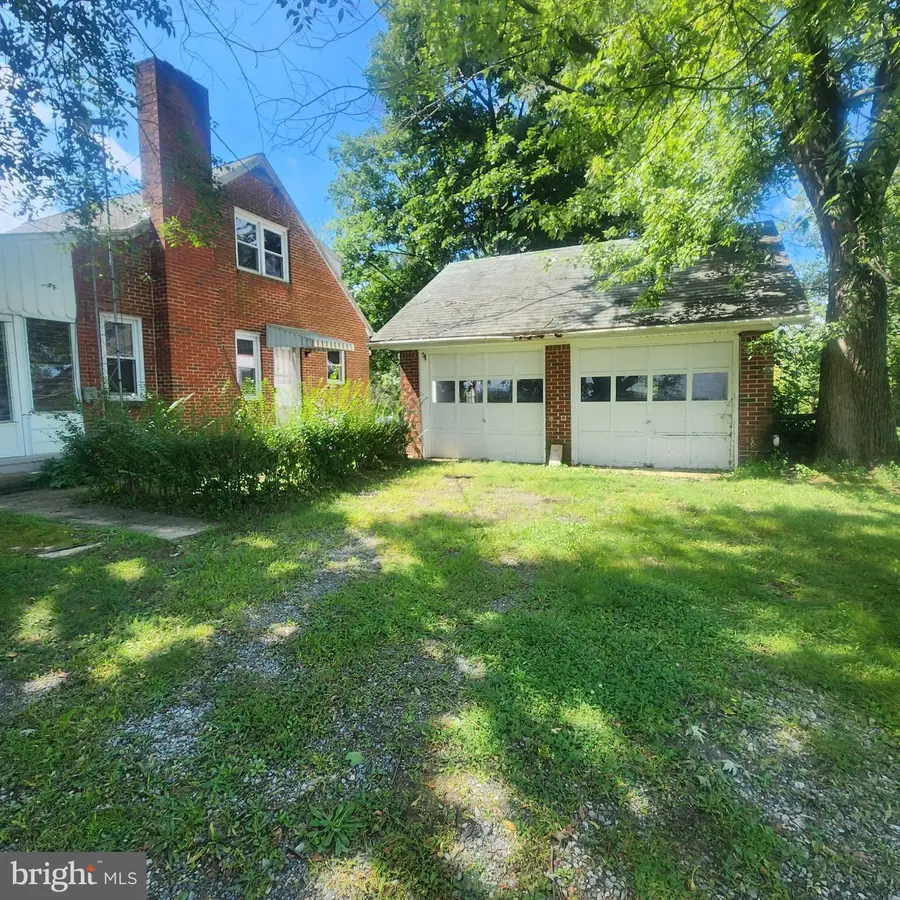 1126 Crottlestown Rd, Chambersburg, PA 17202 - #2