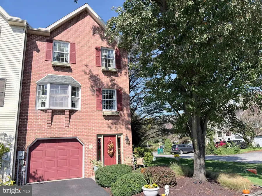 1565 Brechbill Rd, Chambersburg, PA 17202 - #2