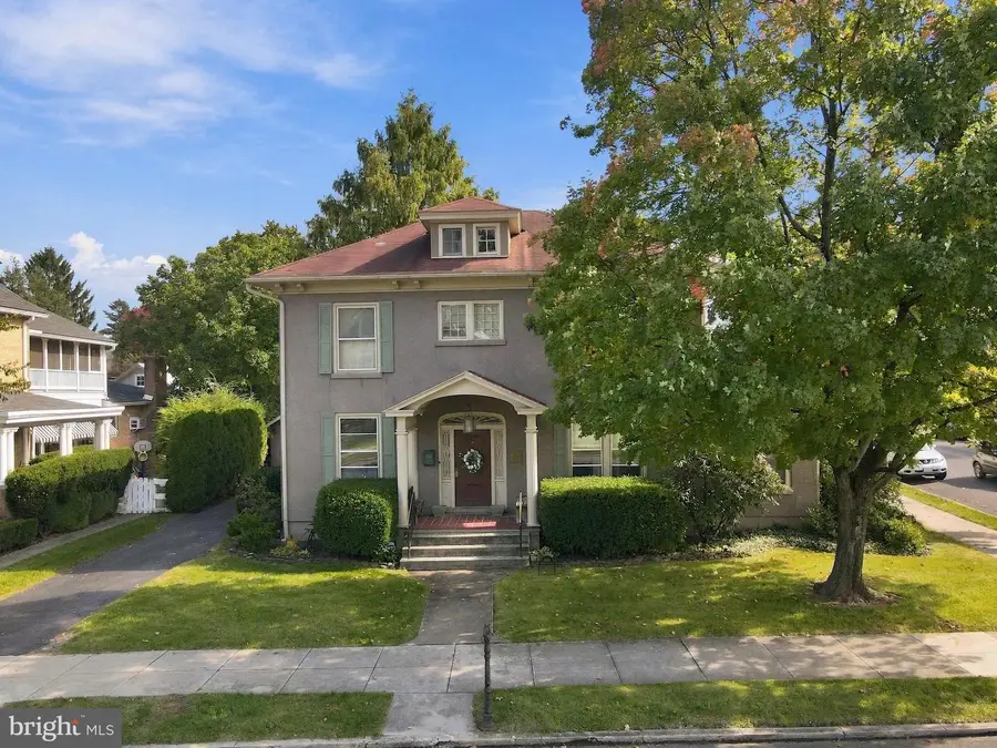 204 Fifth Ave, Chambersburg, PA 17201 - #2