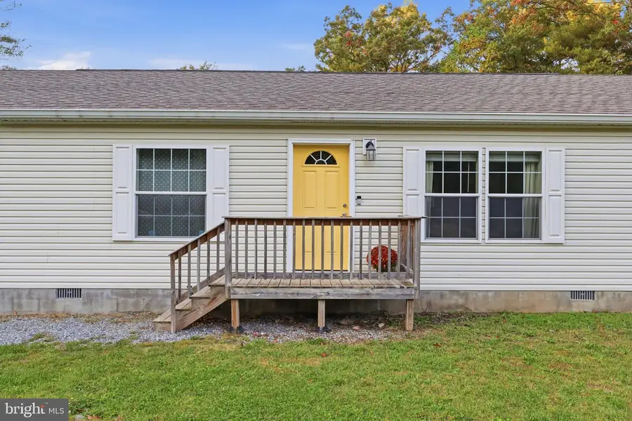 617 Pine Mountain Dr, Fayetteville, PA 17222 - #3