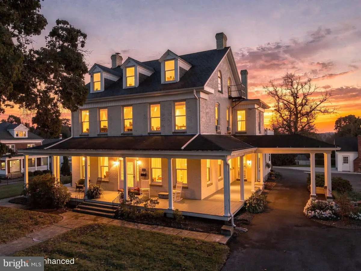 120 E 3rd St, Waynesboro, PA 17268 - #1