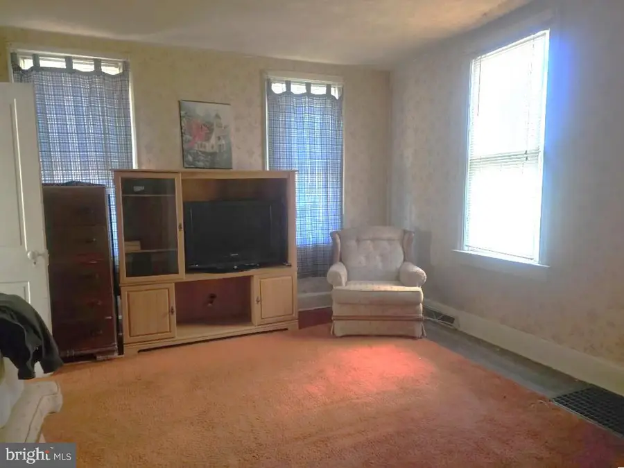 109 Cumberland Valley Ave, Waynesboro, PA 17268 - #2