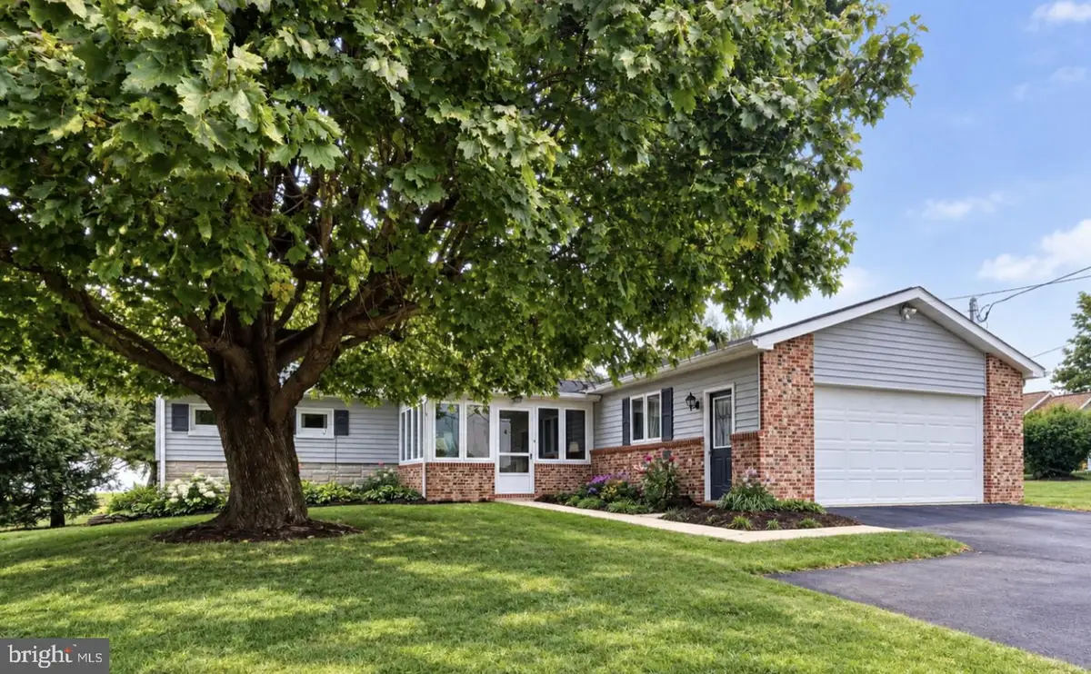 3493 Letterkenny Rd, Chambersburg, PA 17201 - #1