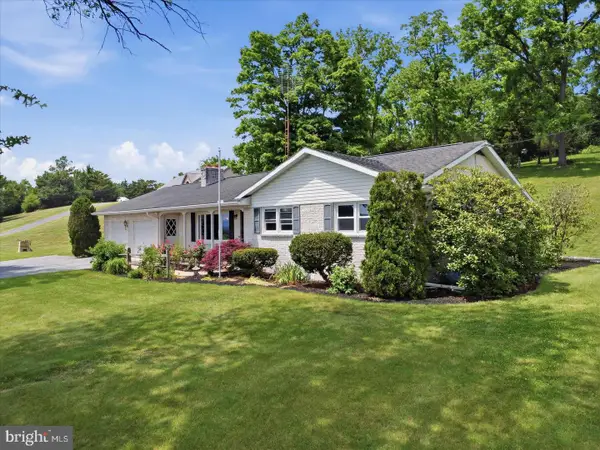11141 Lincoln Way W, FORT LOUDON, PA 17224
