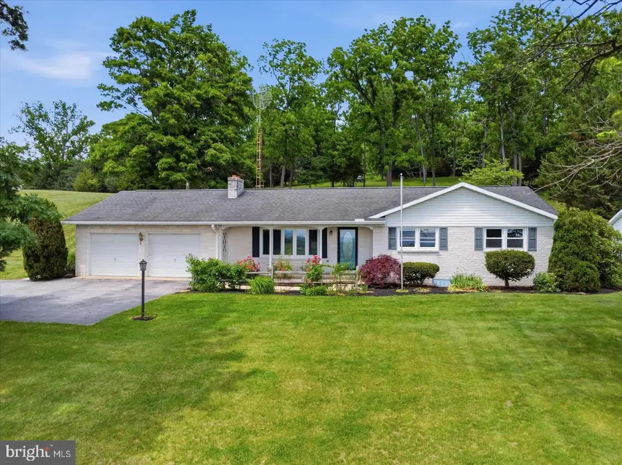 11141 Lincoln Way W, Fort Loudon, PA 17224 - #2