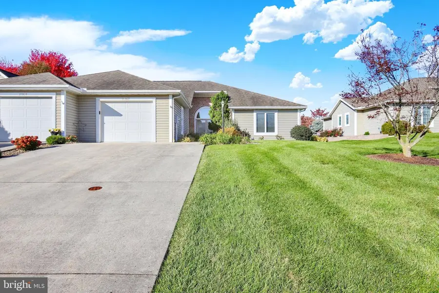 2367 Aronimink Cir, Fayetteville, PA 17222 - #3