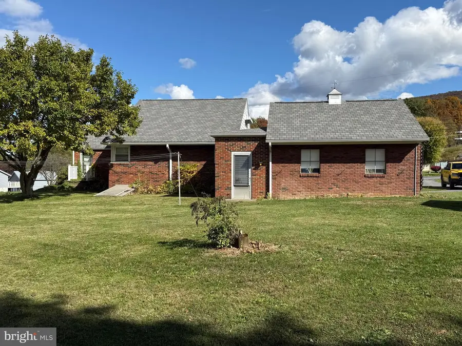 580 Buchanan Trail, McConnellsburg, PA 17233 - Image #3