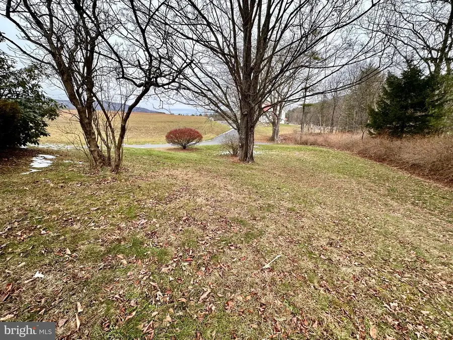 242 Gracey Rd, Waterfall, PA 16689 - Image #3