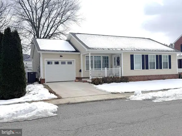 318 N 3rd St, MC CONNELLSBURG, PA 17233