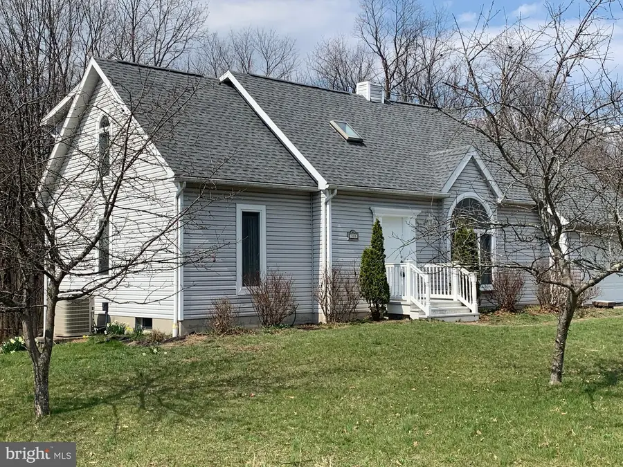 305 Cooper Ln, McConnellsburg, PA 17233 - #2