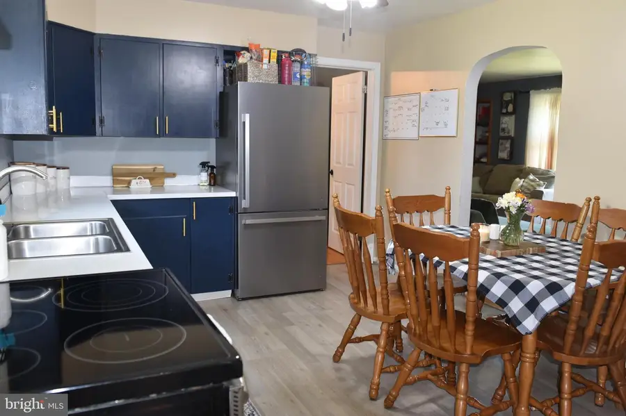 1096 Lincoln Way E, McConnellsburg, PA 17233 - #3