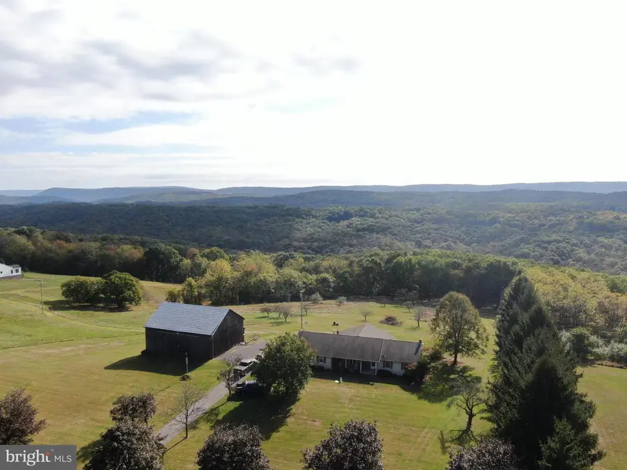 13677 Piney Ridge Rd, Huntingdon, PA 16652 - Image #2